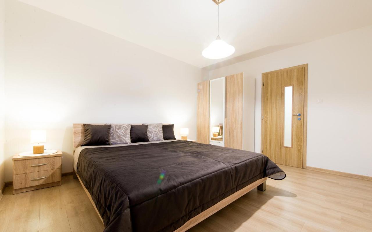 Apartman Razusa Centrum Banská Bystrica Exterior photo